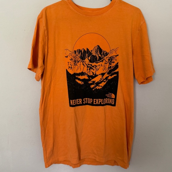 The North Face Shirt Mens Medium Orange & Black Short Sleeve Crew Neck Tee Shirt - Picture 1 of 5